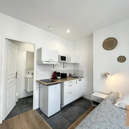 Les D'elina - Entree Autonome * Chatellerault