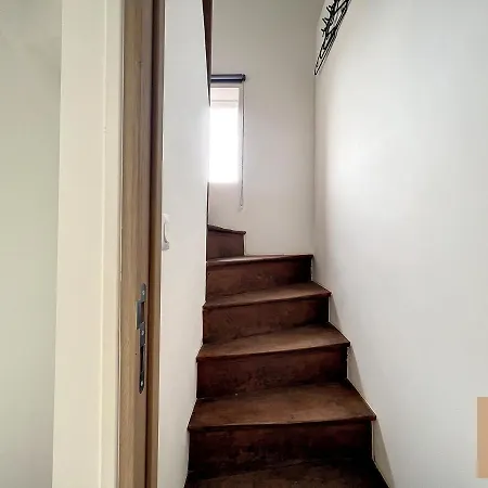 Les D'elina - Entree Autonome Apartman