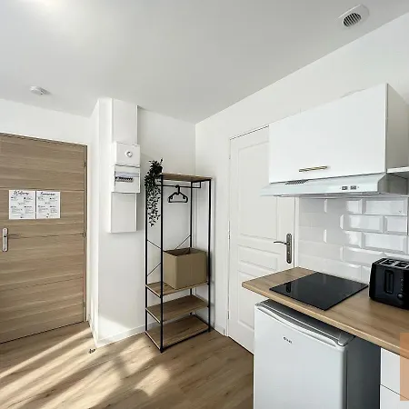 Les D'elina - Entree Autonome Chatellerault