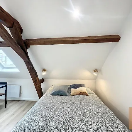 Les D'elina - Entree Autonome