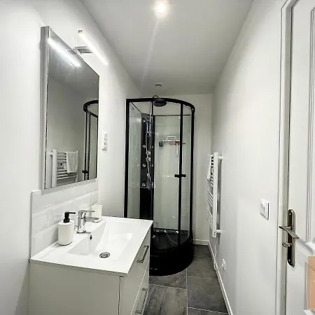 Les D'elina - Entree Autonome * Châtellerault