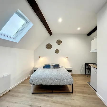 Les D'elina - Entree Autonome Châtellerault