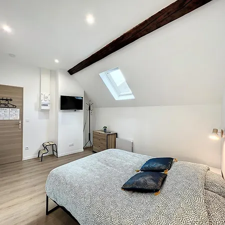 Les D'elina - Entree Autonome Apartman *