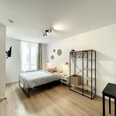 Les D'elina - Entree Autonome Apartman Châtellerault