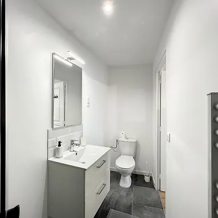 Les D'elina - Entree Autonome Apartment Chatellerault