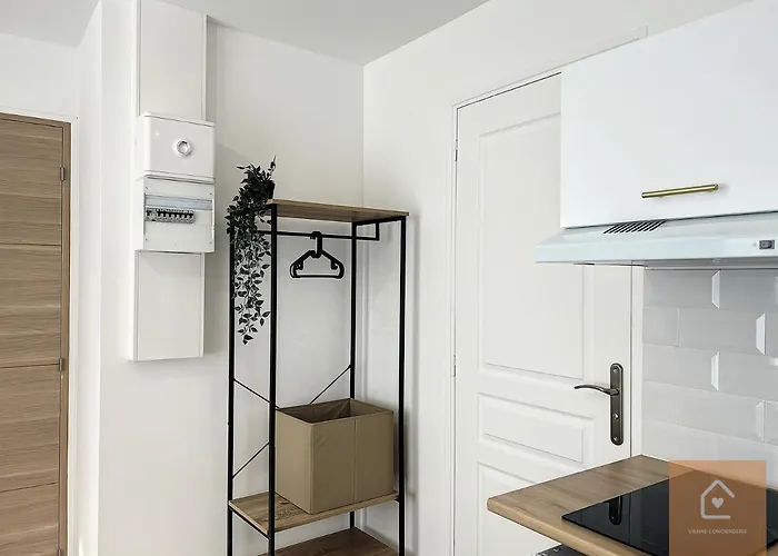 Les D'elina - Entrée Autonome * Châtellerault