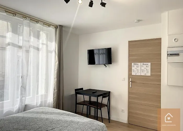 Les D'elina - Entrée Autonome *