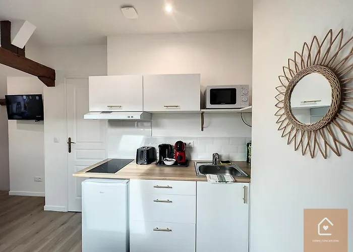 Les D'elina - Entrée Autonome