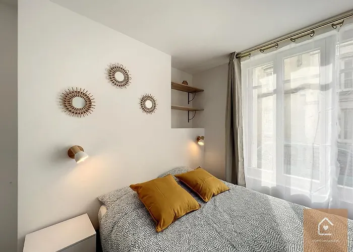 Les D'elina - Entrée Autonome *