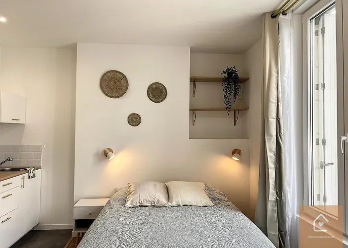 Les D'elina - Entrée Autonome *