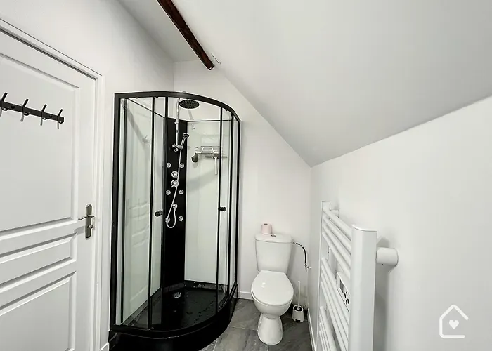 Les D'elina - Entrée Autonome Châtellerault